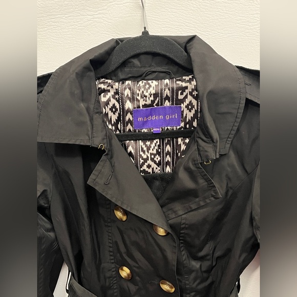 Madden Girl Black Trench Coat with Brown Buttons Medium - Picture 5 of 13